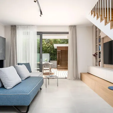 The Q Senses - New Luxury With Piano, Pool, Sauna And Jacuzzi Apartment
