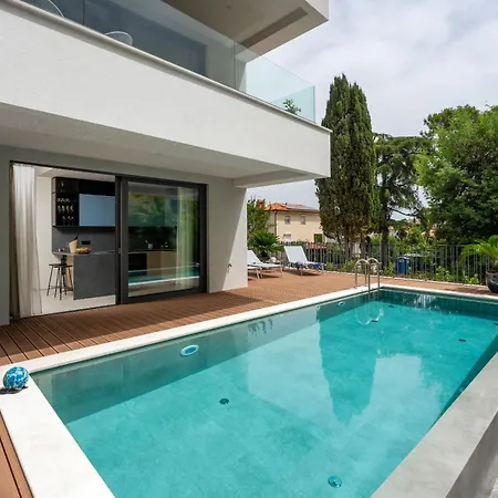 The Q Senses - New Luxury With Piano, Pool, Sauna And Jacuzzi *
