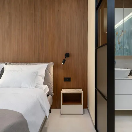 The Q Senses - New Luxury With Piano, Pool, Sauna And Jacuzzi Apartment